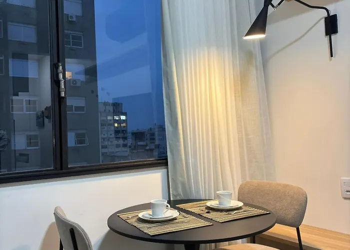 Apartment 14 No Centro